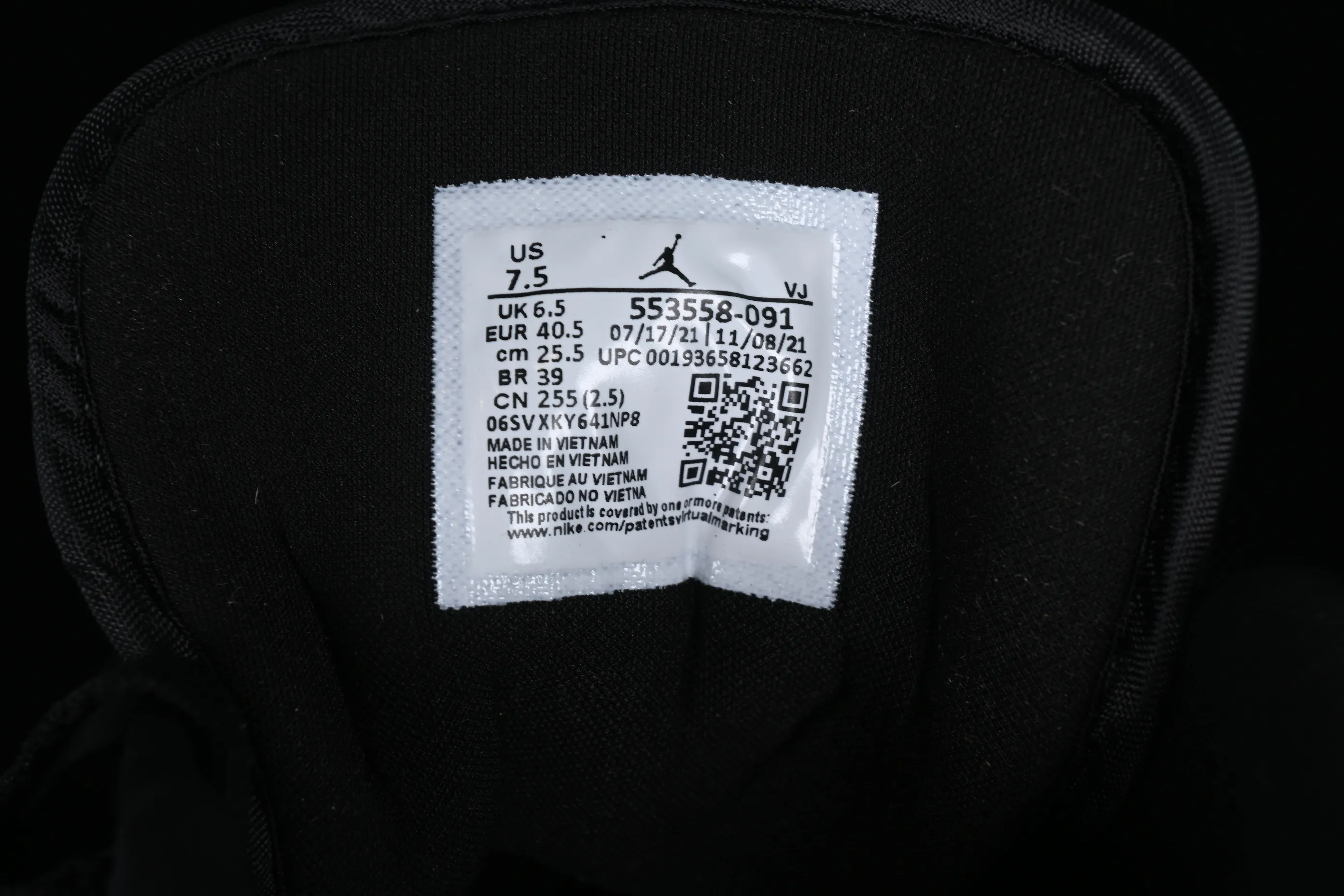All categories Air Jordan Jordan series basketball shoes Air Jordan 1 Low Z version Air Jordan 1 Low AJ1 Joe 1 black and gray low-top cultural casual sneakers 553558-091